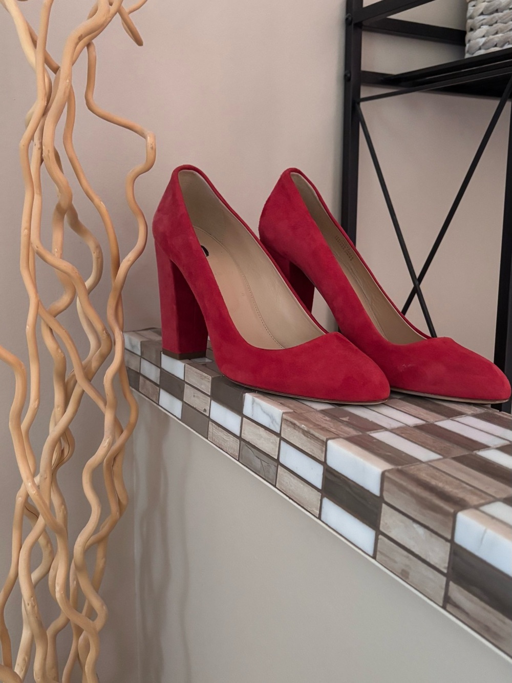 J Crew Red Suede Pumps Shoes Leather Size 7.5 with 4” Stack Heels Made in Italy